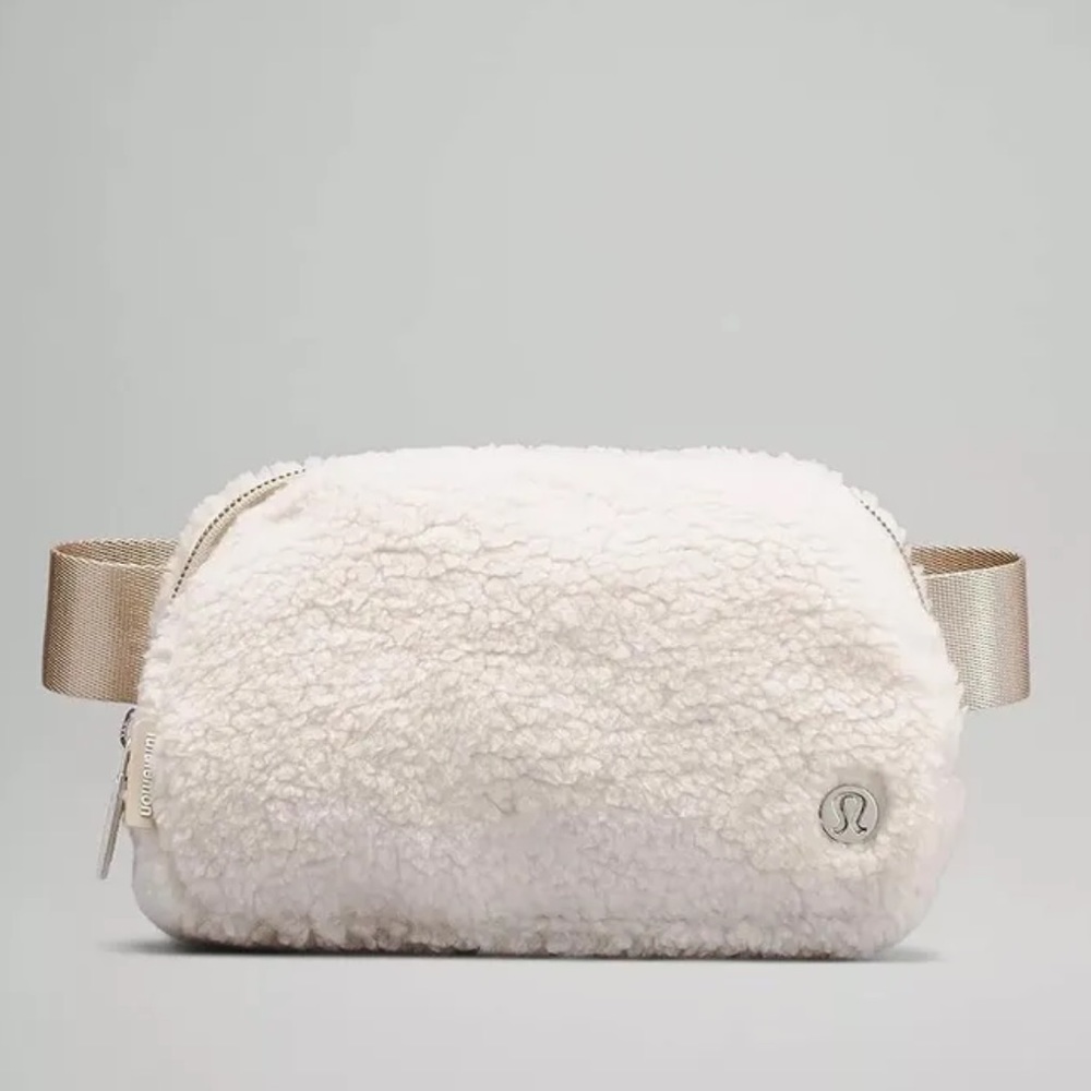 Lululemon Unisex Zip Fleece Everywhere Black Crossbody Belt Bag Light Ivory - Picture 4 of 5